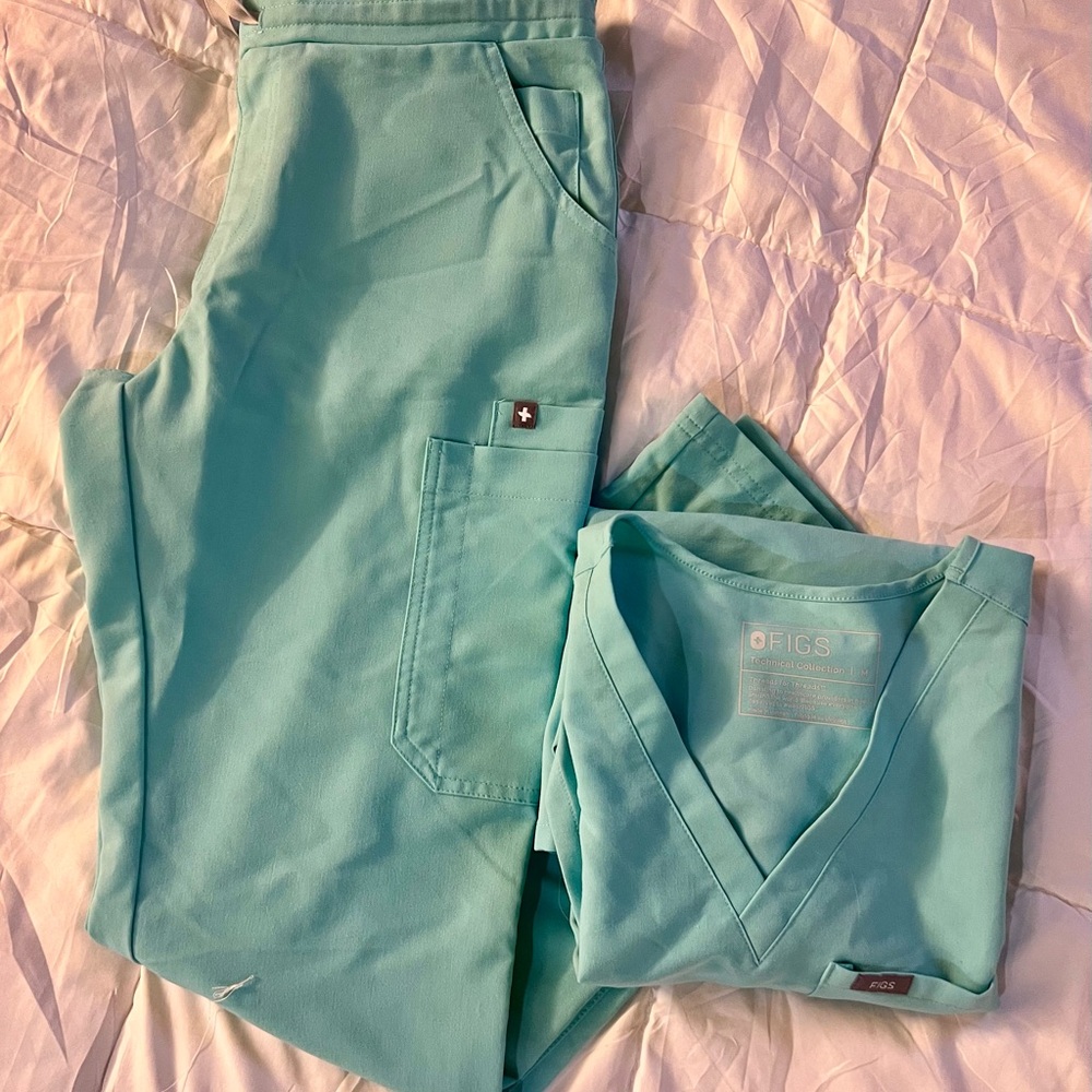Figs Teal Scrub Set